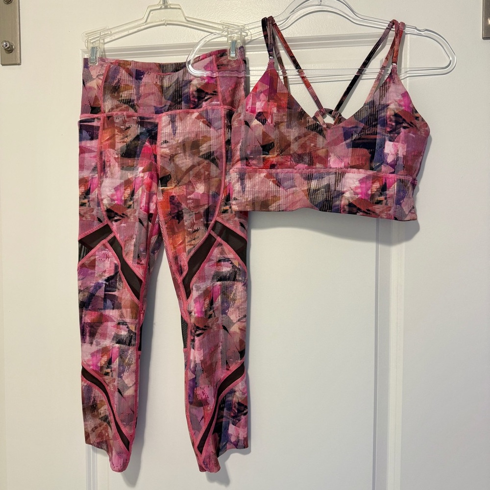 Lululemon On Pace Crop 21" Leggings & Sports Bra in Sun Dazed Multi Pink